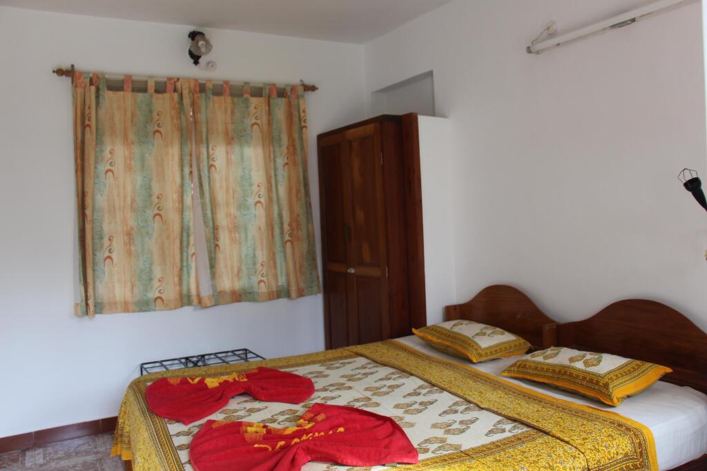 Кандолим: Peravel Beach Holiday Home