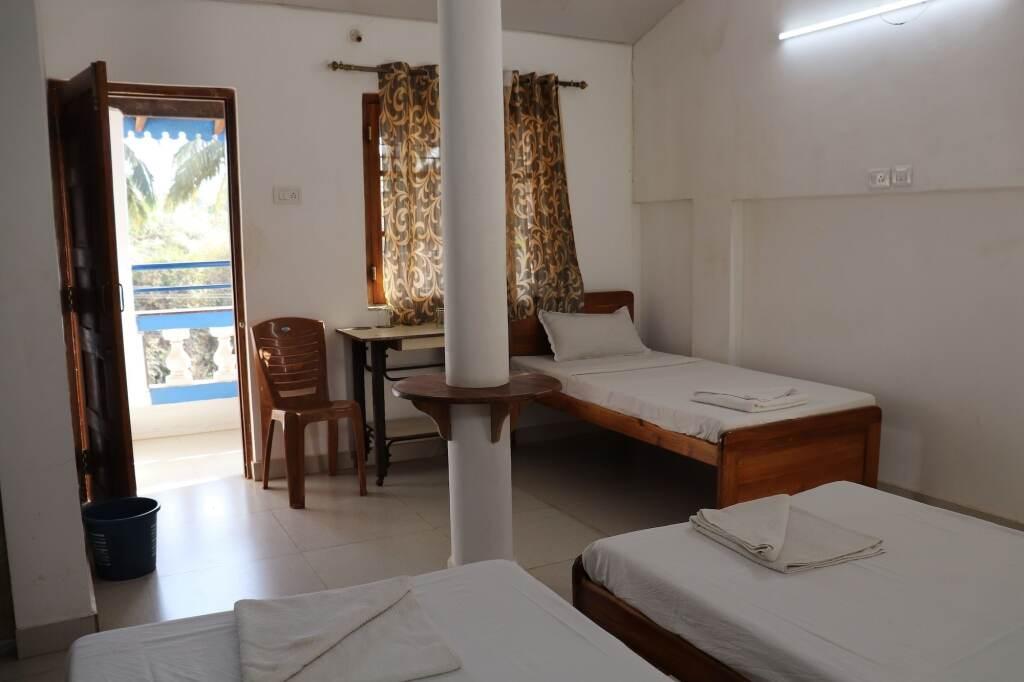 Кандолим: Peravel Beach Holiday Home