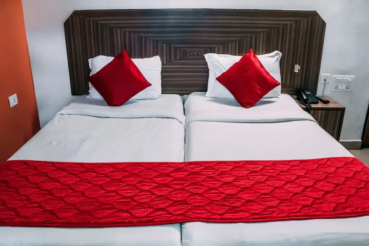 Пудучерри: Hotel Ayushman