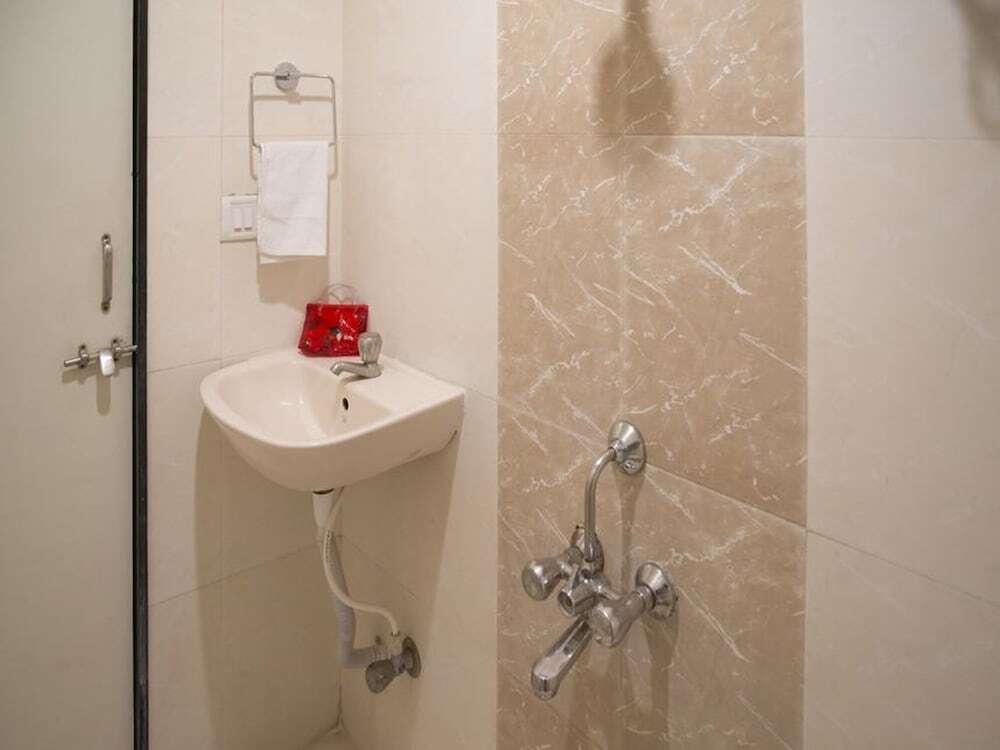 Ширди: OYO 4185 Hotel Sachin Excellency