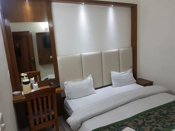 Дехрадун: Hotel Doon Regency