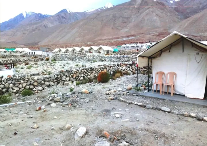 Спангмик: Royal Camp - Pangong