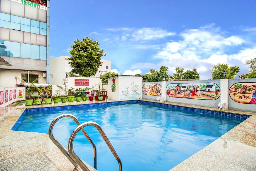 FabHotel Himanshi — фото 4