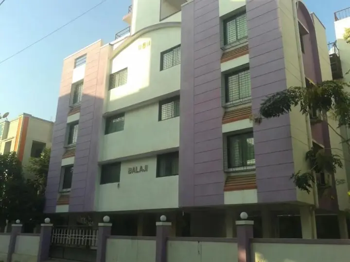 Пуна: Balaji Comfort Home