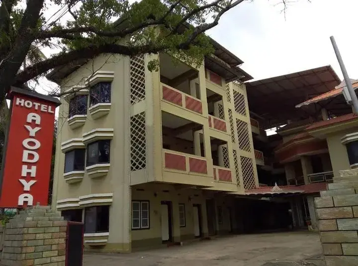 Гуруваюр: Hotel Ayodhya