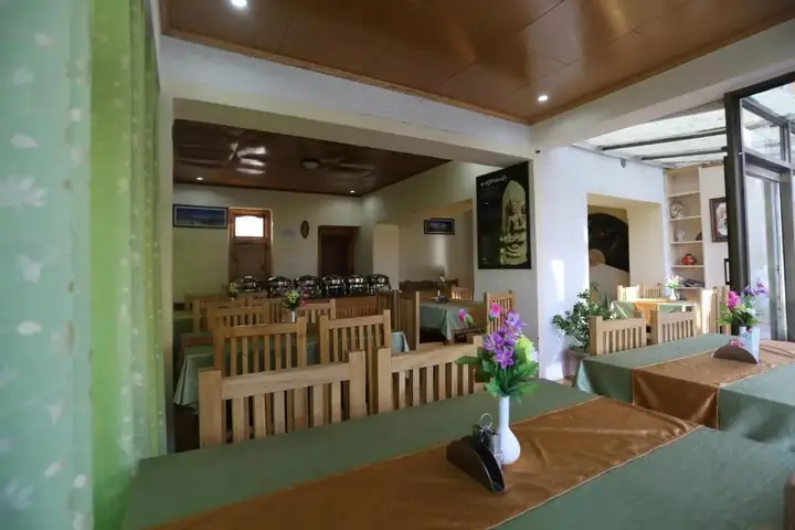Hotel Lhalingkha — фото 1
