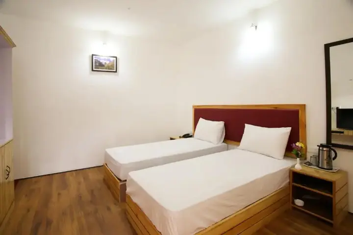 Лех: Hotel Lhalingkha