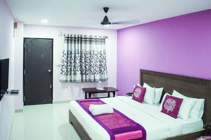 Бангалор: Sri Sai Suites by OYO Rooms