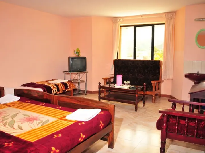 Кумили: Hotel Sithara International