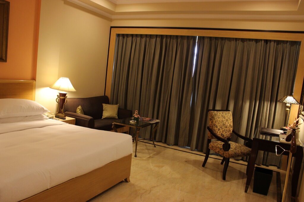 Нью-Дели: The Hans Hotel New Delhi