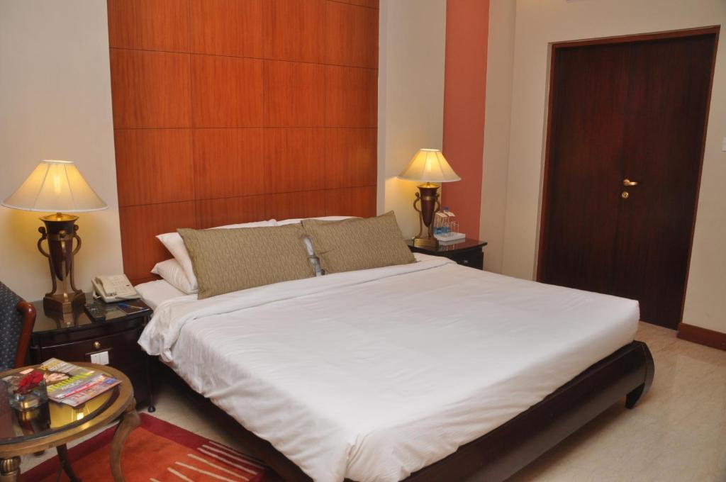 Нью-Дели: The Hans Hotel New Delhi