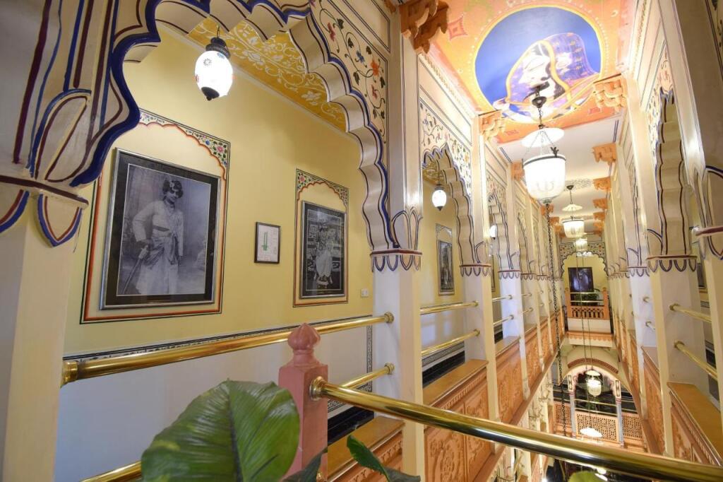 Джайпур: Umaid Mahal - A Heritage Style Boutique Hotel
