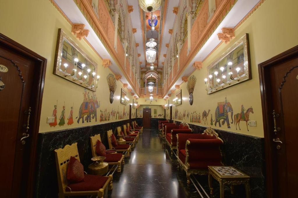 Джайпур: Umaid Mahal - A Heritage Style Boutique Hotel
