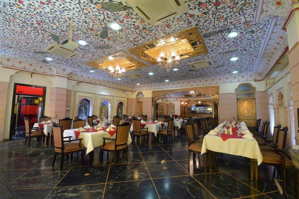 Джайпур: Umaid Mahal - A Heritage Style Boutique Hotel