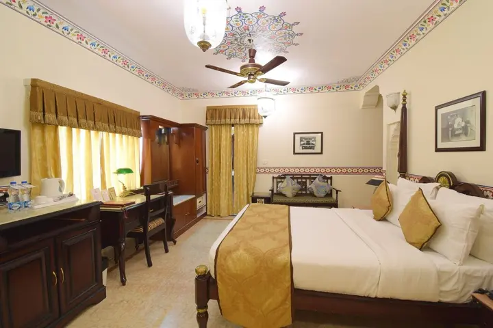 Джайпур: Umaid Bhawan - A Heritage Style Boutique Hotel