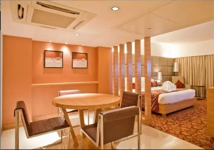 Ахмедабад: Pride Plaza Hotel, Ahmedabad