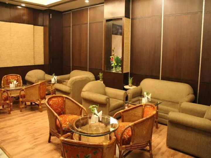 Нойда: Savoy Suites Noida