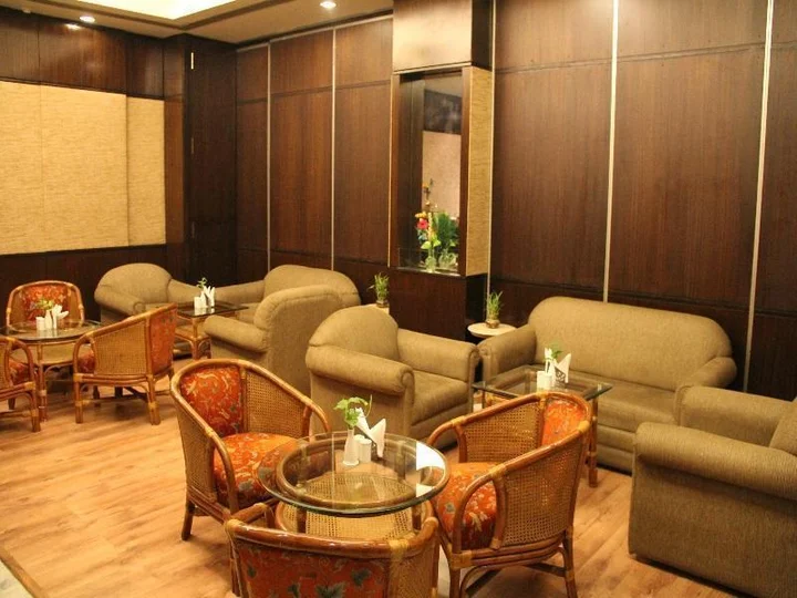 Нойда: Savoy Suites Noida