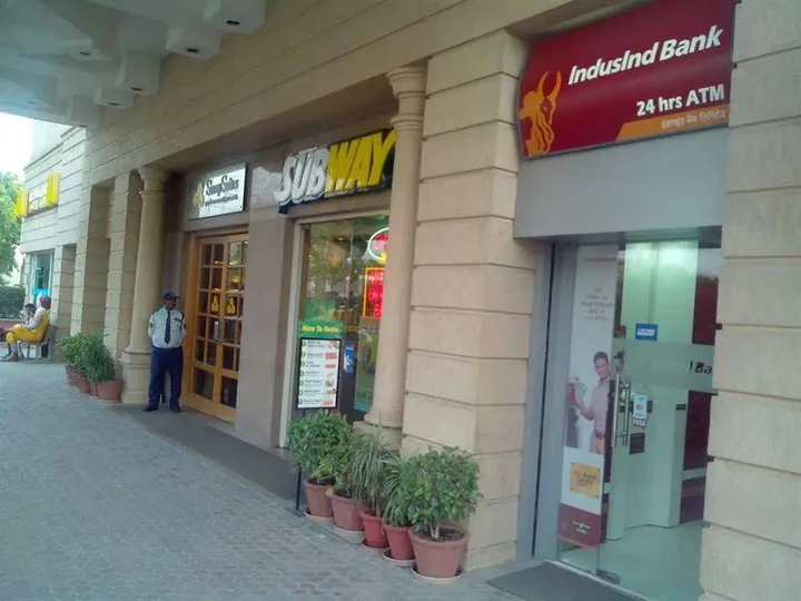 Нойда: Savoy Suites Noida
