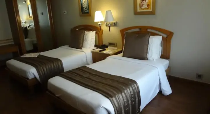 Мумбаи: Sun N Sand Hotel Mumbai