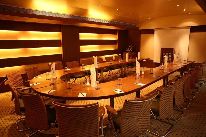 Мумбаи: Sun N Sand Hotel Mumbai