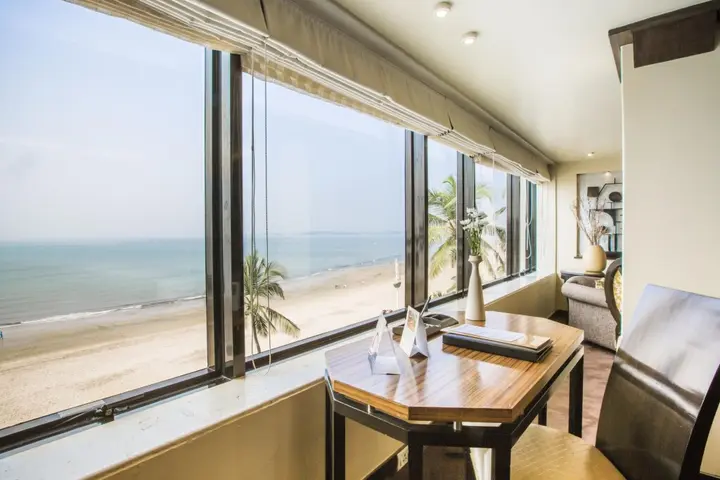 Мумбаи: Sun N Sand Hotel Mumbai