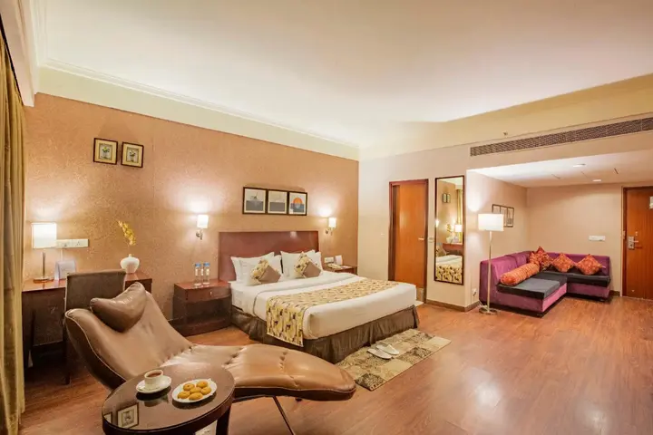Джайпур: Vesta Maurya Palace