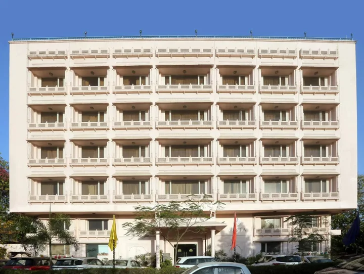 Джайпур: Vesta Maurya Palace