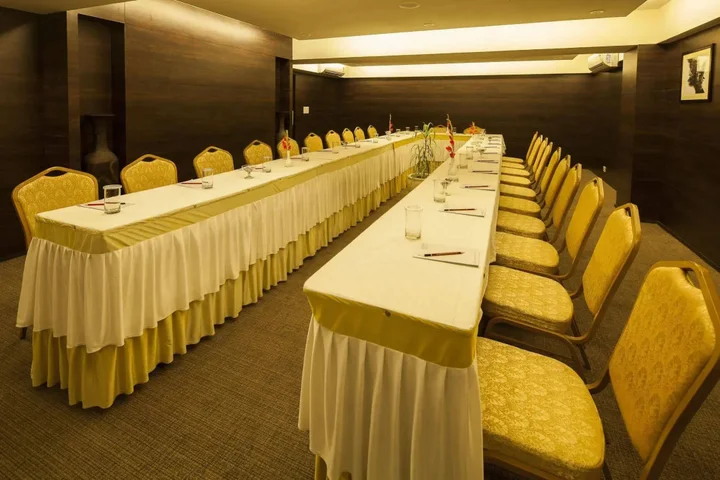 Джайпур: Vesta Maurya Palace