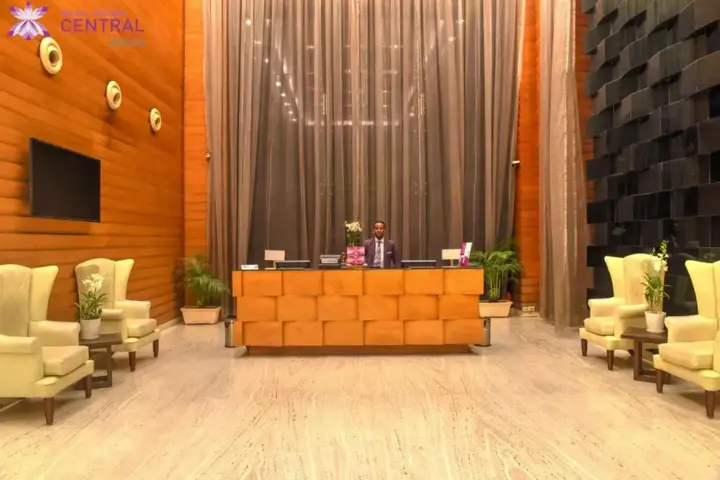 Нави-Мумбай: Royal Orchid Central Grazia