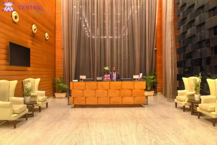Нави-Мумбай: Royal Orchid Central Grazia