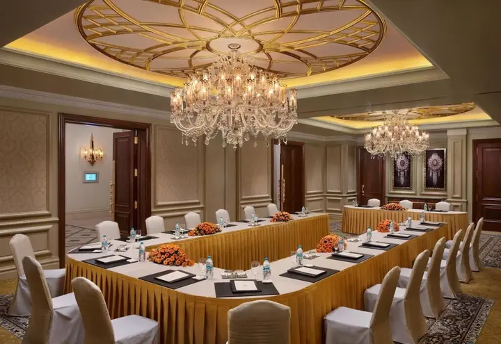 Нью-Дели: The Leela Palace New Delhi