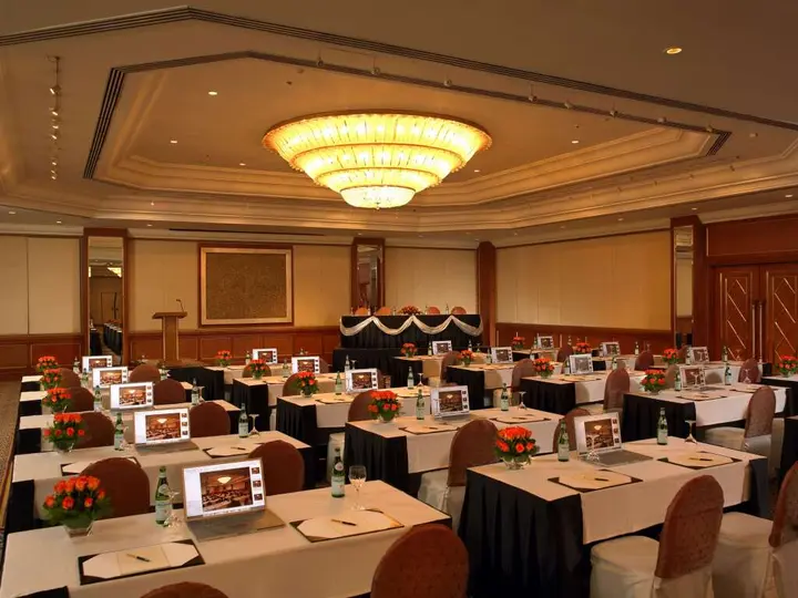 Мумбаи: The Leela Mumbai