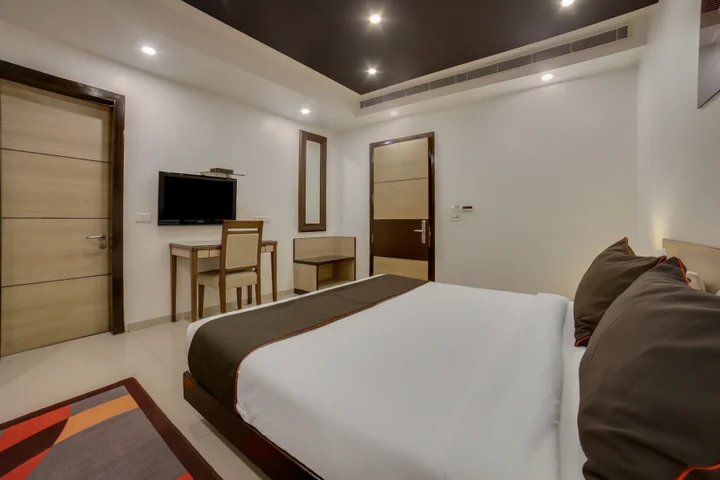 Нью-Дели: Iris Park Hotel