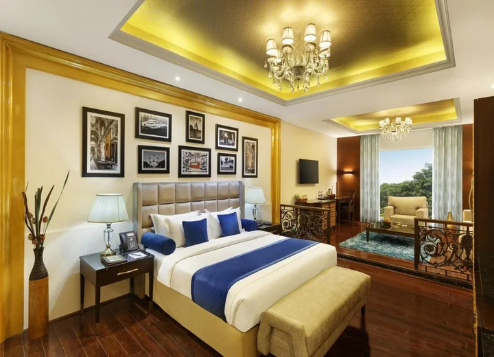Бангалор: La Marvella, Bengaluru