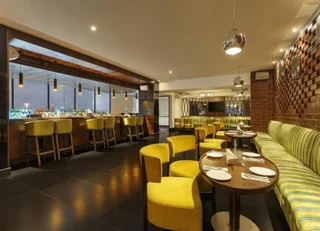 Бангалор: La Marvella, Bengaluru