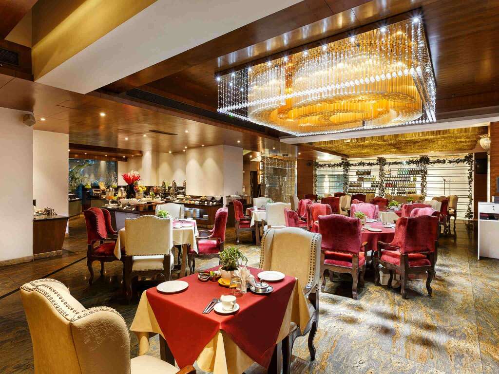 Бангалор: La Marvella, Bengaluru
