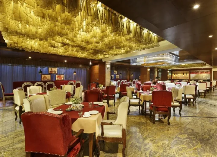 Бангалор: La Marvella, Bengaluru