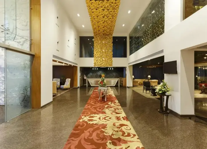 Бангалор: La Marvella, Bengaluru