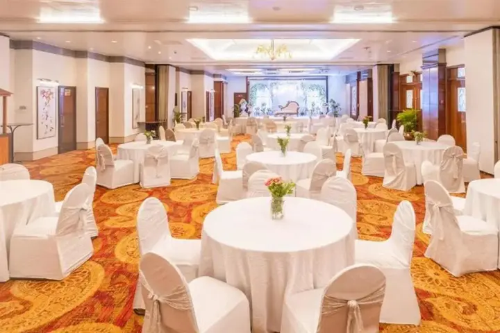 Мумбаи: Hotel Kohinoor Continental, Airport - Newly Renovated
