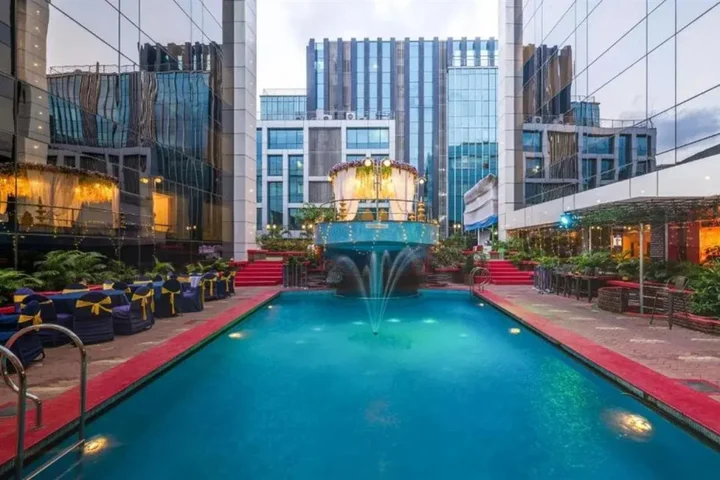 Мумбаи: Hotel Kohinoor Continental, Airport - Newly Renovated