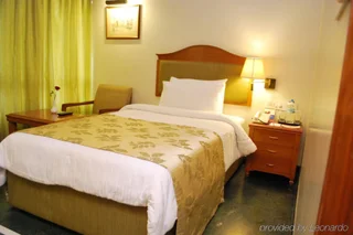 Ахмедабад: Rivera Sarovar Portico Ahmedabad