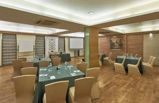 Мумбаи: Astoria Hotel
