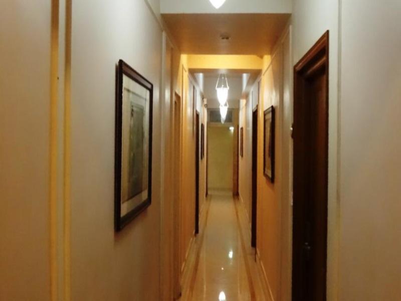 Мумбаи: Astoria Hotel