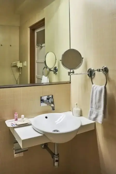 Мумбаи: Astoria Hotel