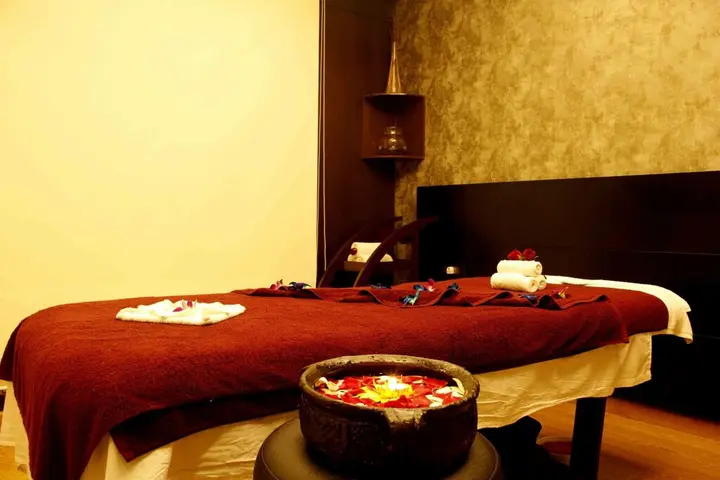 Нью-Дели: IIDL Suites