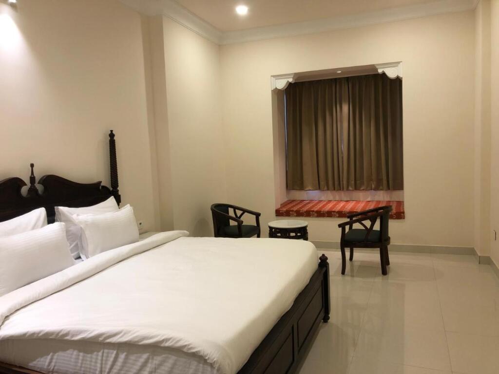 Амбер: Hotel Raj Bagh Palace