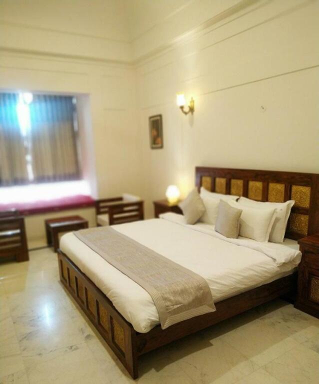 Амбер: Hotel Raj Bagh Palace