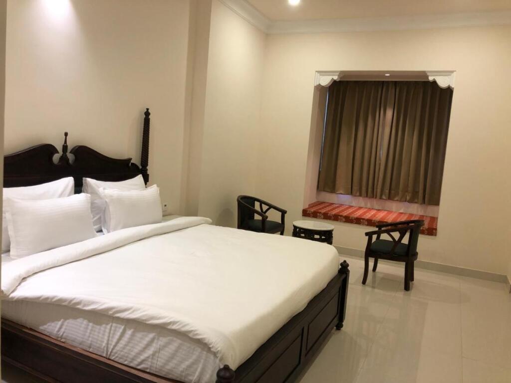 Амбер: Hotel Raj Bagh Palace