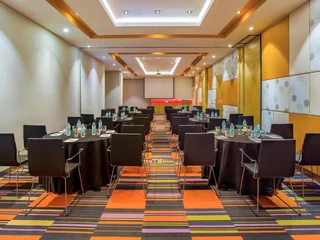 Гуруграм: ibis Gurgaon Golf Course Road Hotel